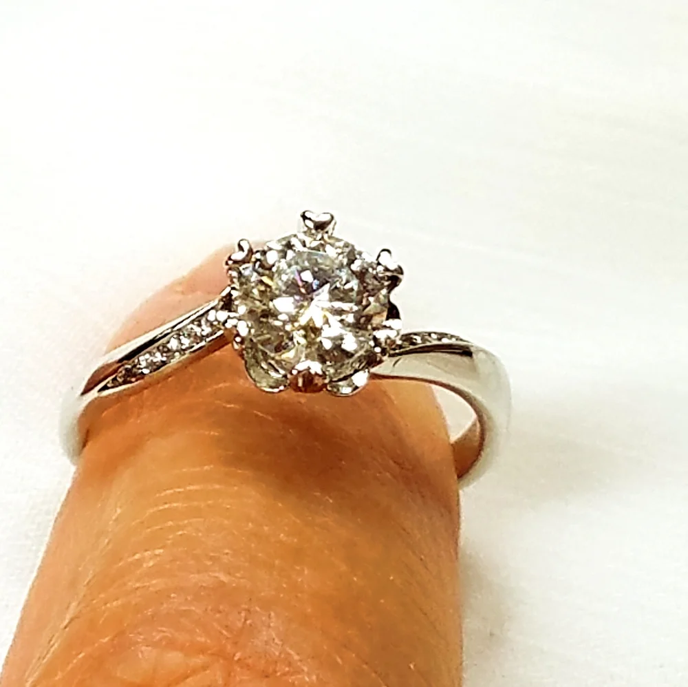 Moissanite  One Carat Solitare Ring Certified